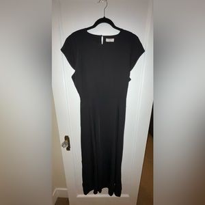 Aritzia Babaton Hamptons Midi Dress